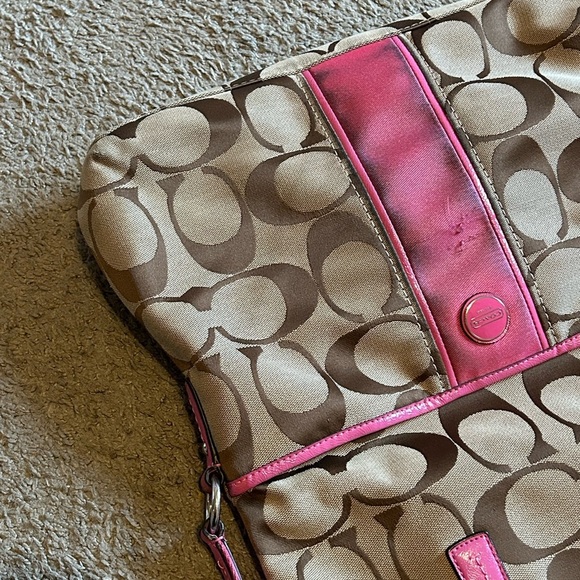 COACH Foldover Tote Shopper Signature Purse Pink Stripe F23304 Crossbody Bag Top - Picture 5 of 12